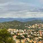 La Maison De Lily, Cosy Dans Le Vieux-hyeres, Parking Gratuit Hyères