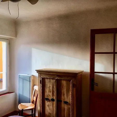 Σπίτι διακοπών La Maison De Lily, Cosy Dans Le Vieux-hyeres, Parking Gratuit *