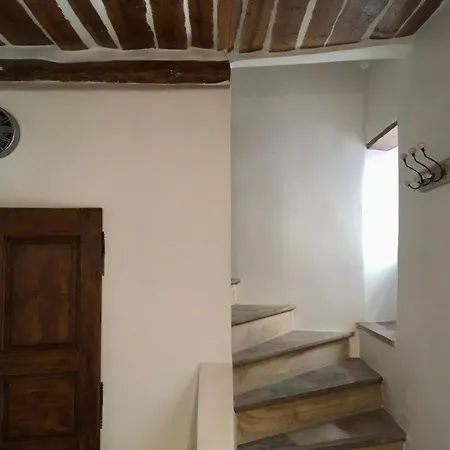 La Maison De Lily, Cosy Dans Le Vieux-hyères, Parking Gratuit Hyères