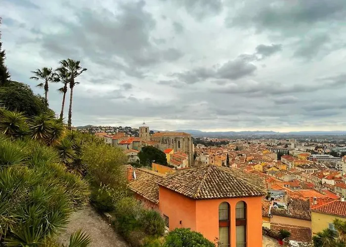 Holiday home La Maison De Lily, Cosy Dans Le Vieux-hyeres, Parking Gratuit *