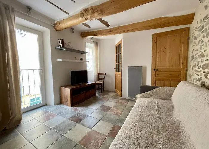 La Maison De Lily, Cosy Dans Le Vieux-hyeres, Parking Gratuit