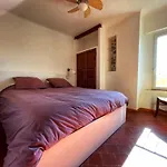 La Maison De Lily, Cosy Dans Le Vieux-hyeres, Parking Gratuit 別荘 イエール