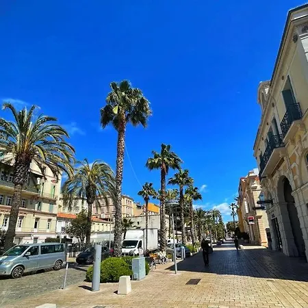 La Maison De Lily, Cosy Dans Le Vieux-hyeres, Parking Gratuit * הייר