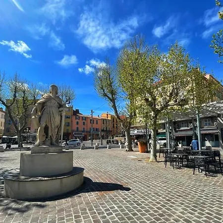 La Maison De Lily, Cosy Dans Le Vieux-hyères, Parking Gratuit Hyères