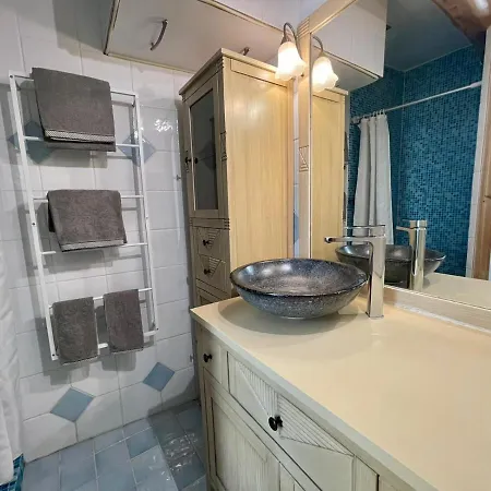 Casa vacanze La Maison De Lily, Cosy Dans Le Vieux-hyères, Parking Gratuit *