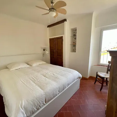 La Maison De Lily, Cosy Dans Le Vieux-hyères, Parking Gratuit Casa vacanze Hyères
