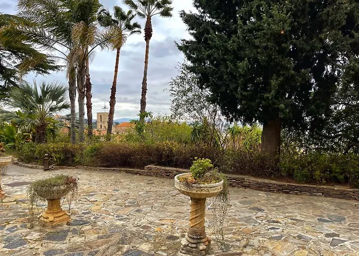 Σπίτι διακοπών La Maison De Lily, Cosy Dans Le Vieux-hyeres, Parking Gratuit Ιέρ