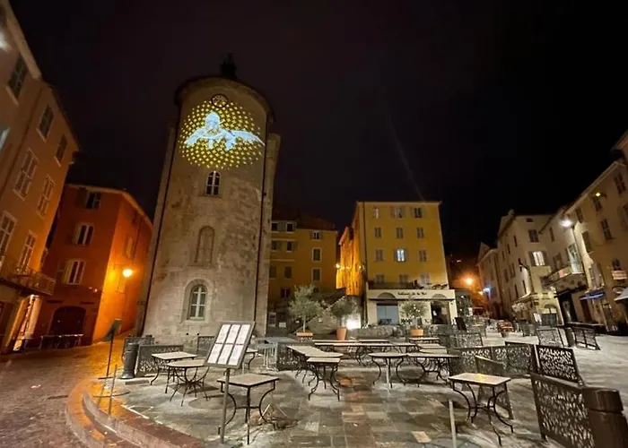 La Maison De Lily, Cosy Dans Le Vieux-hyeres, Parking Gratuit *